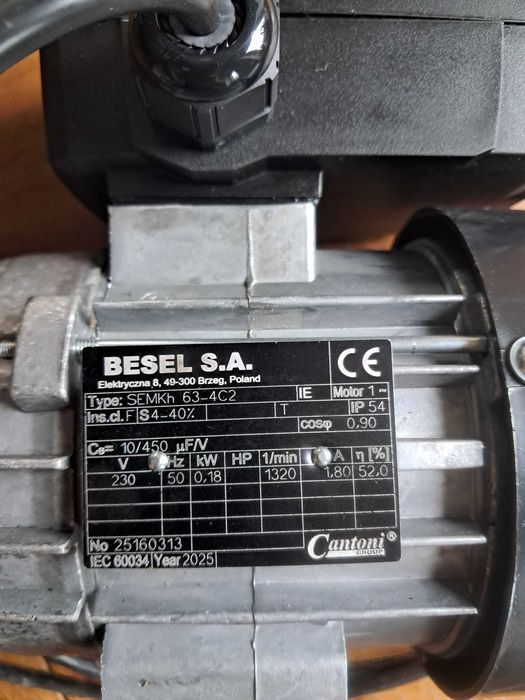 silnik do podajnika pieca BESEL 0,18 KWSEMKH 63-4C2