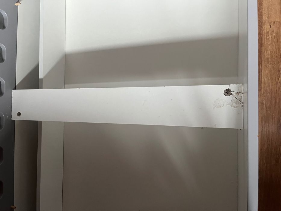 3 za 1:  Łóżeczko Bellamy Ines szare + materac Hevea + skrzynia