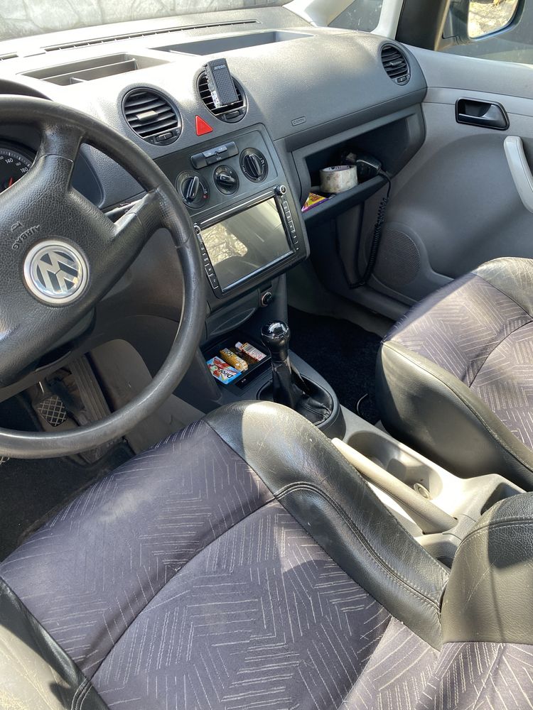 Volkswagen caddy в гарному стані