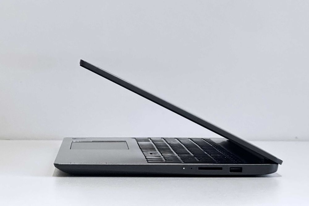 Lenovo 15ITL6 IPS 15,6, i5-1135G7, 20/512ГБ, Intel XE, Ноутбук 6 годин