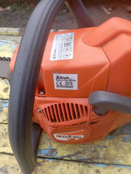 Продам бензопилу Oleo Mac 937