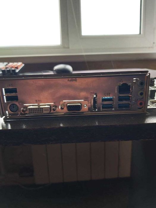 Материнська плата ASRock A320M-HDV
