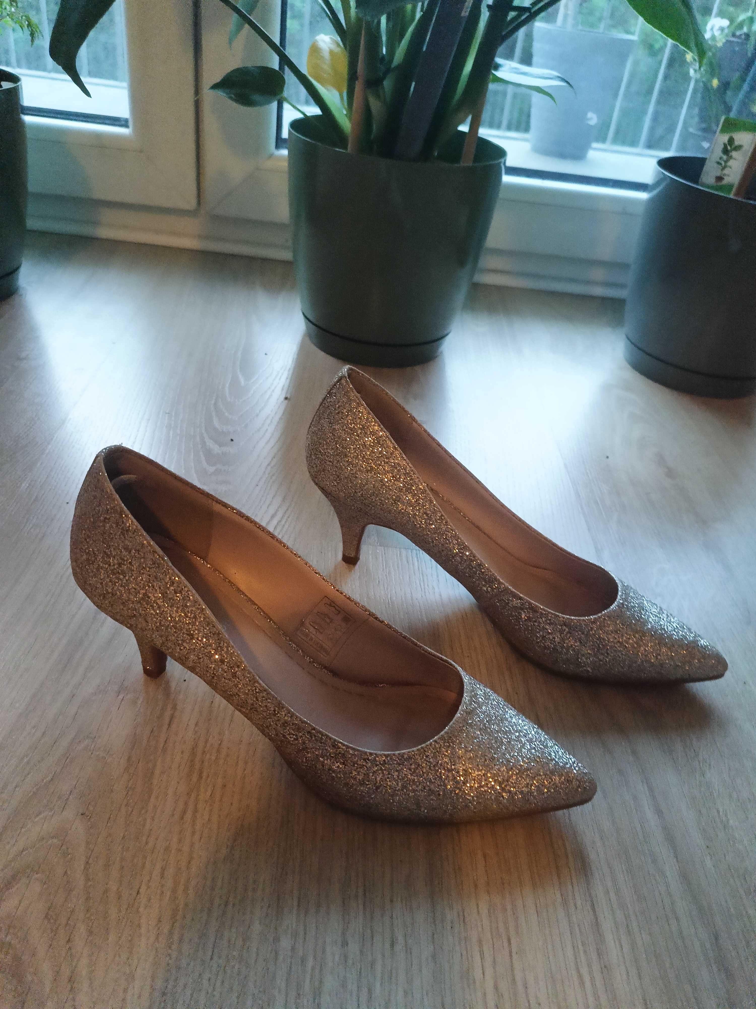 Czółenka na Niskim Obcasie SZpilki BROKATOWE Buty ZŁOTE DAMSKIE