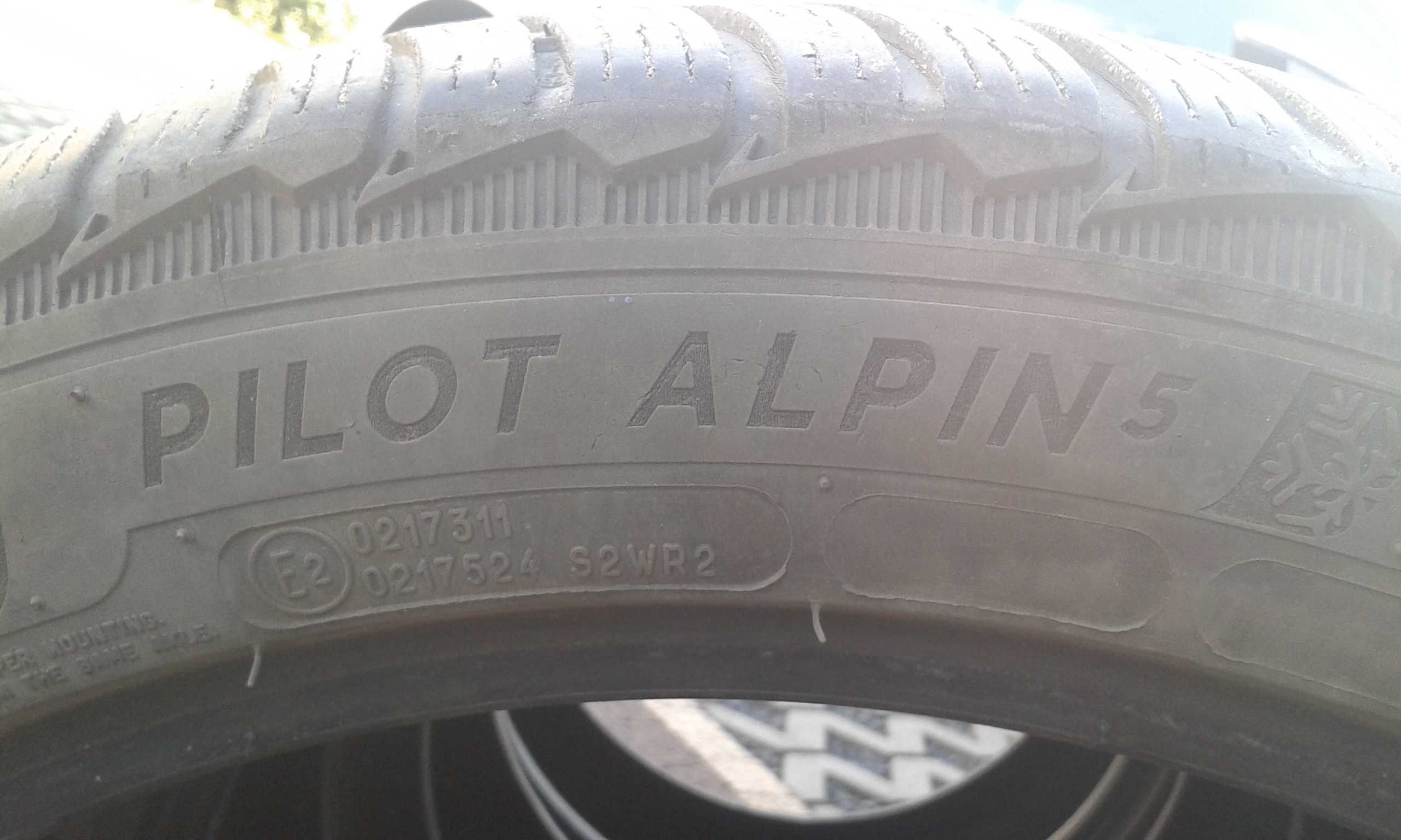 michelin Alpin 5 235/45/18
