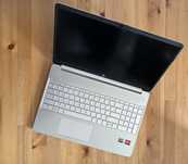 Laptop HP 15s-eq2202nw - Gwarancja do 26.03.26  / STAN IDEALNY / WIN11