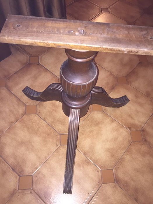 Pé de madeira macica base de mesa