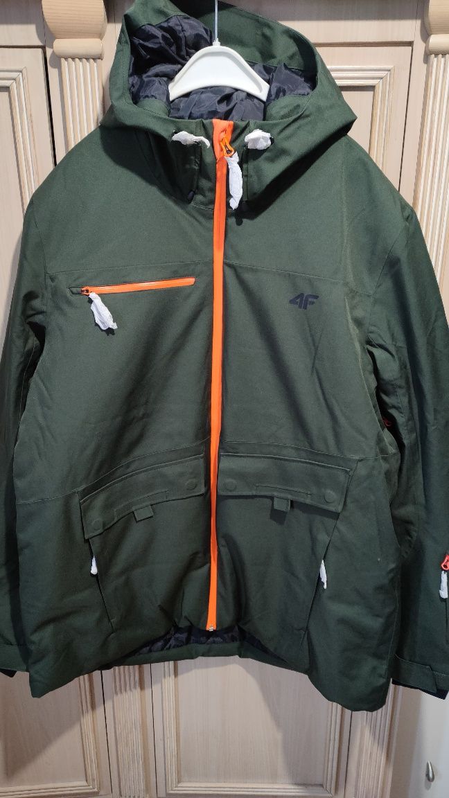 Kurtka snowboardowa 4F r, xl