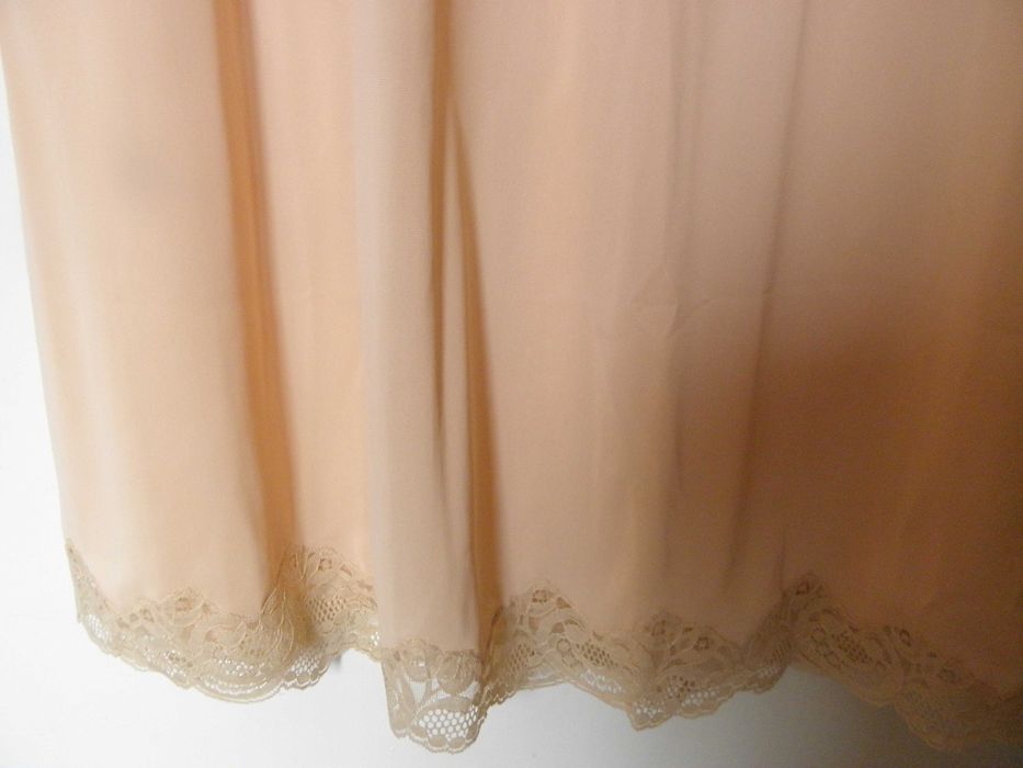 Комбінація  , нижнє плаття