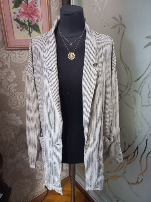 Классный льняной женский пиджак,жакет! Размер 62-66 !