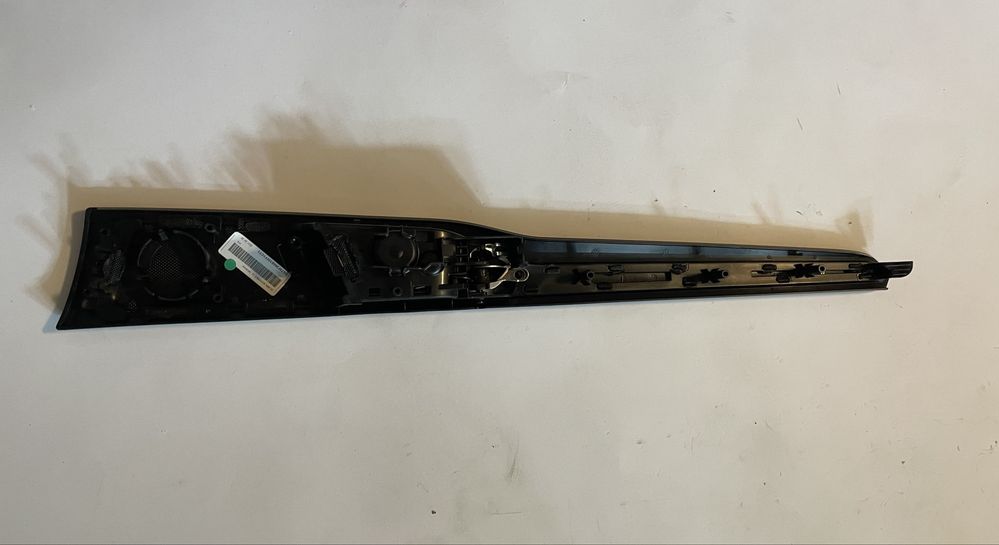 Ford Mondeo MK5 / klamka listwa drzwi lewy tył / ORG. / Nowy