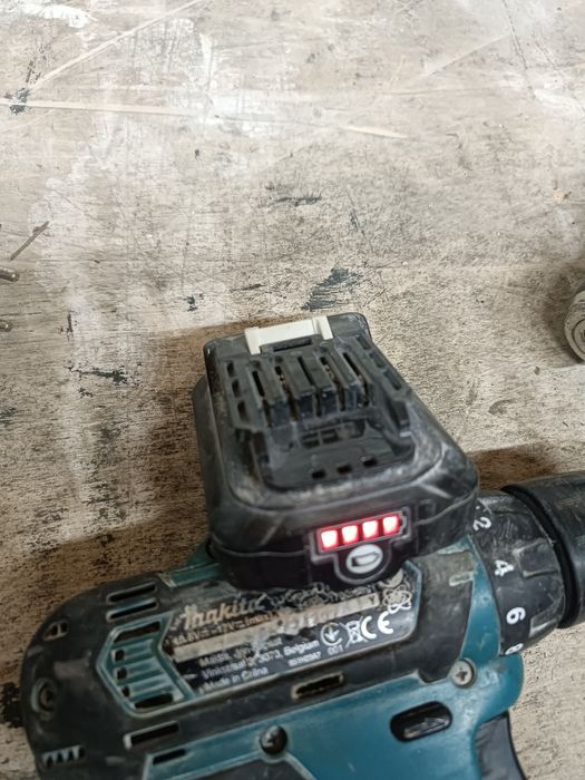 Шуруповёрт Макита