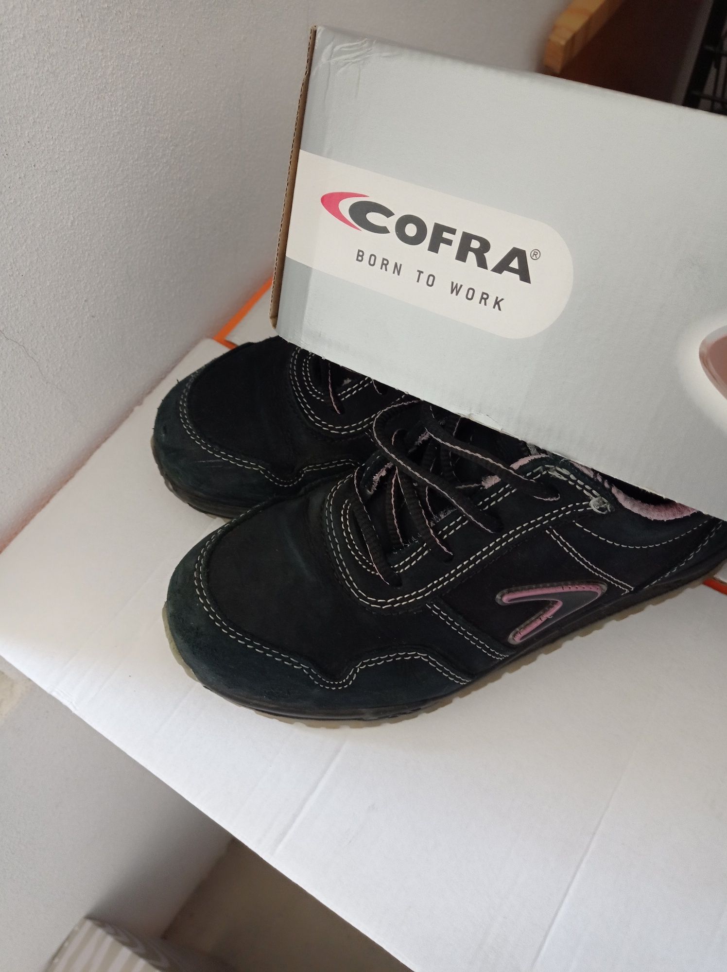 Sapato de trabalho com biqueira de aço