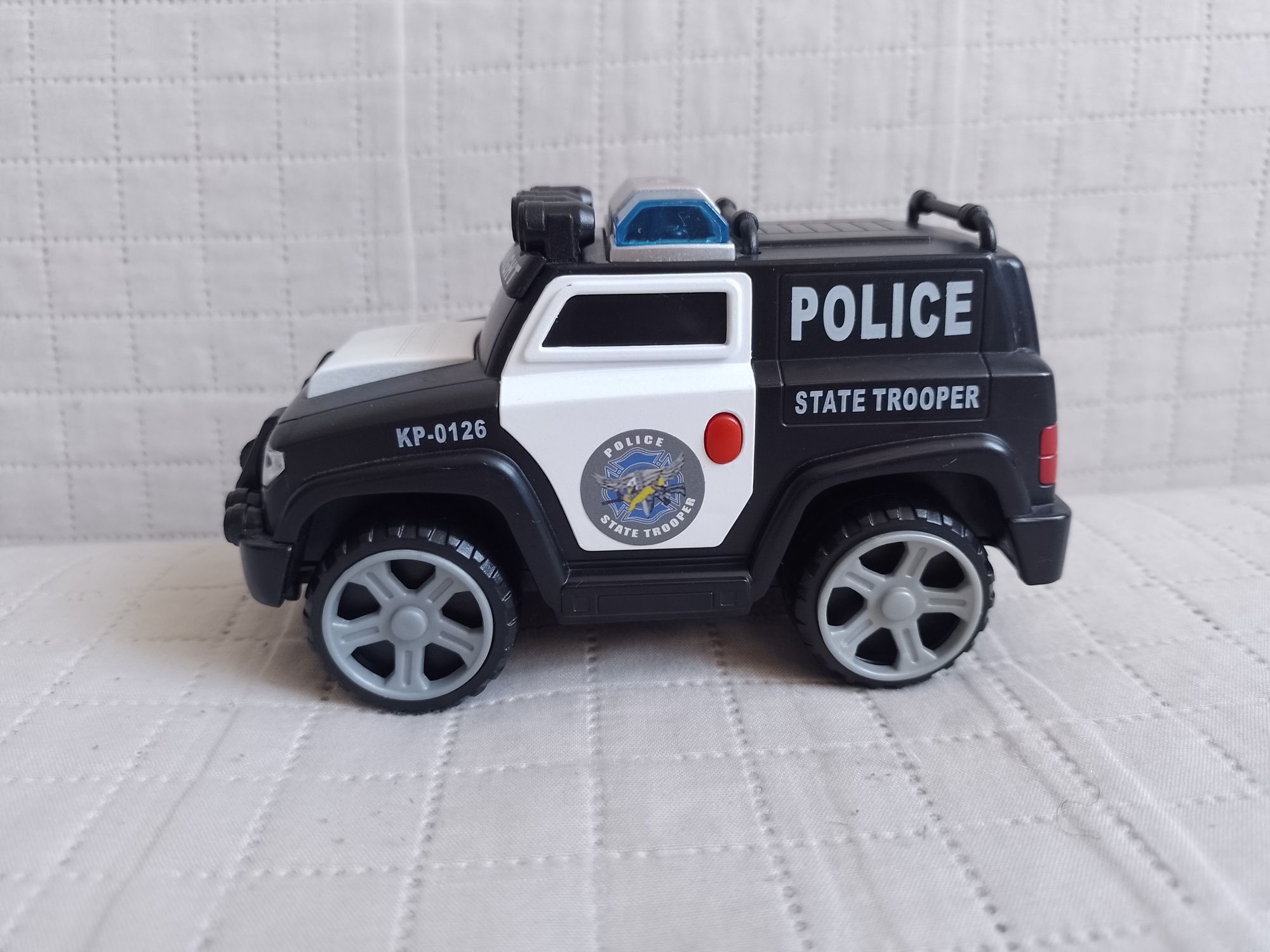 Samochod policyjny czarny