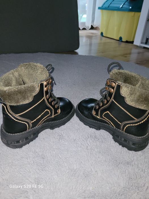 Buty zimowe trapery 30