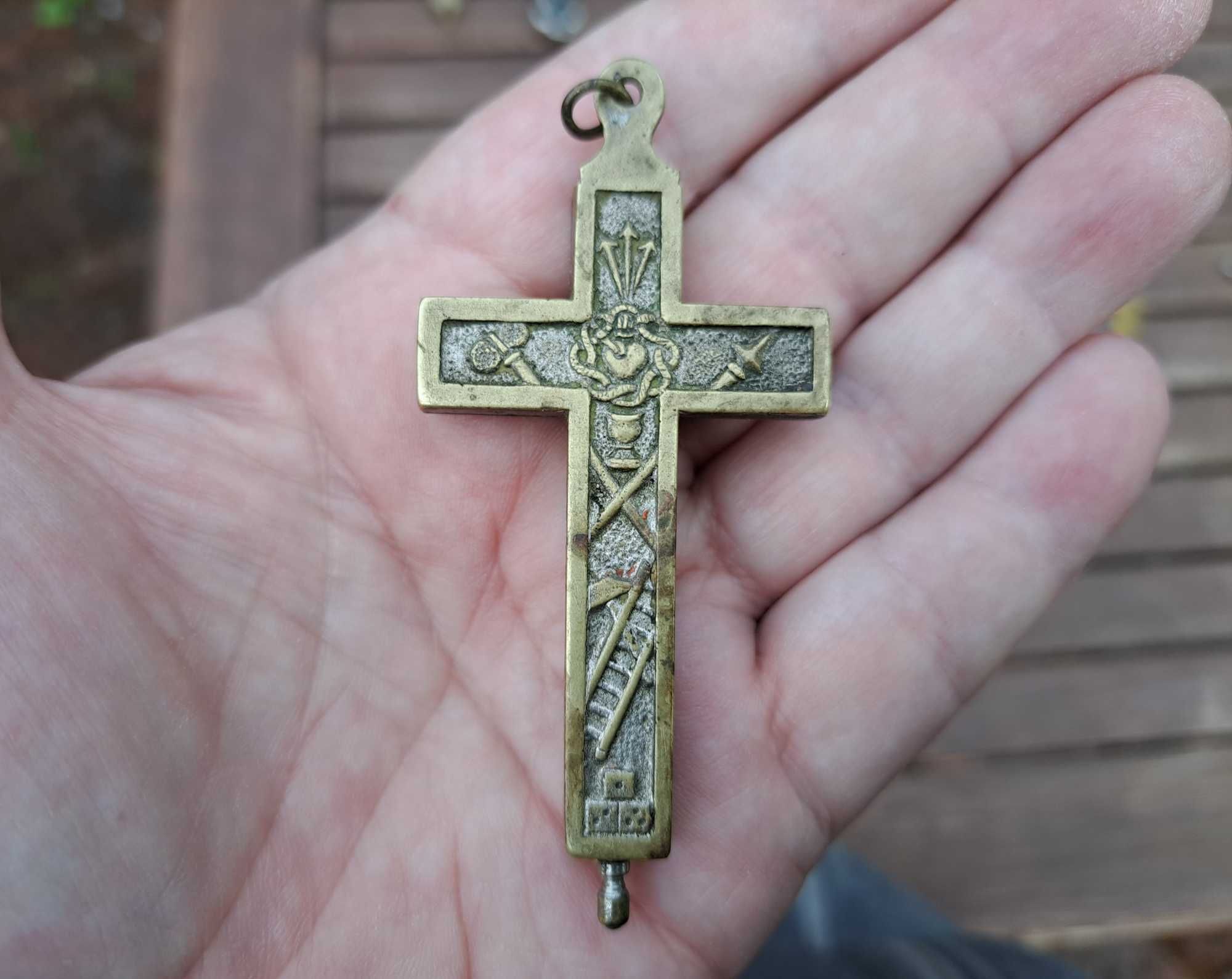 Krzyż enkolpion relikwiarz XIX wiek