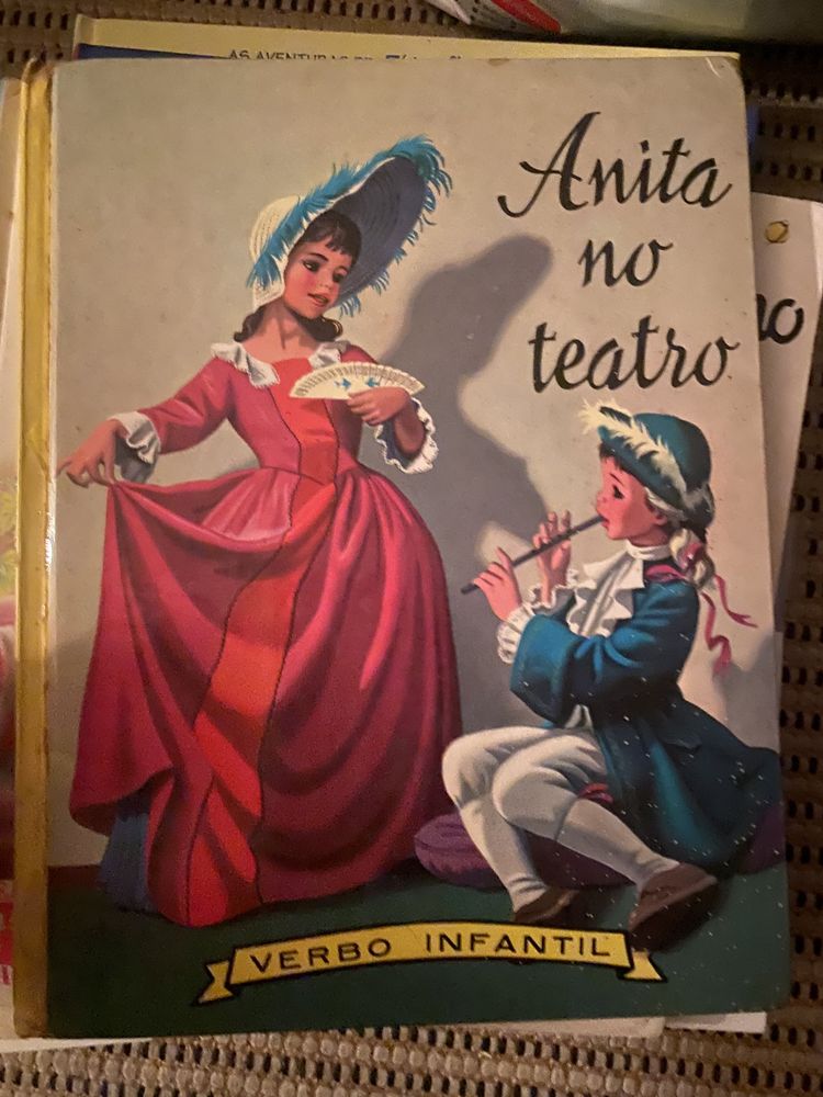 Livros “Anita” , clássicos