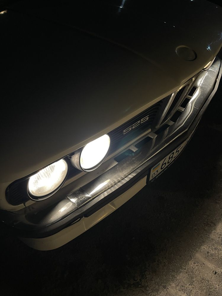 BMW 525 е12 (5серія)