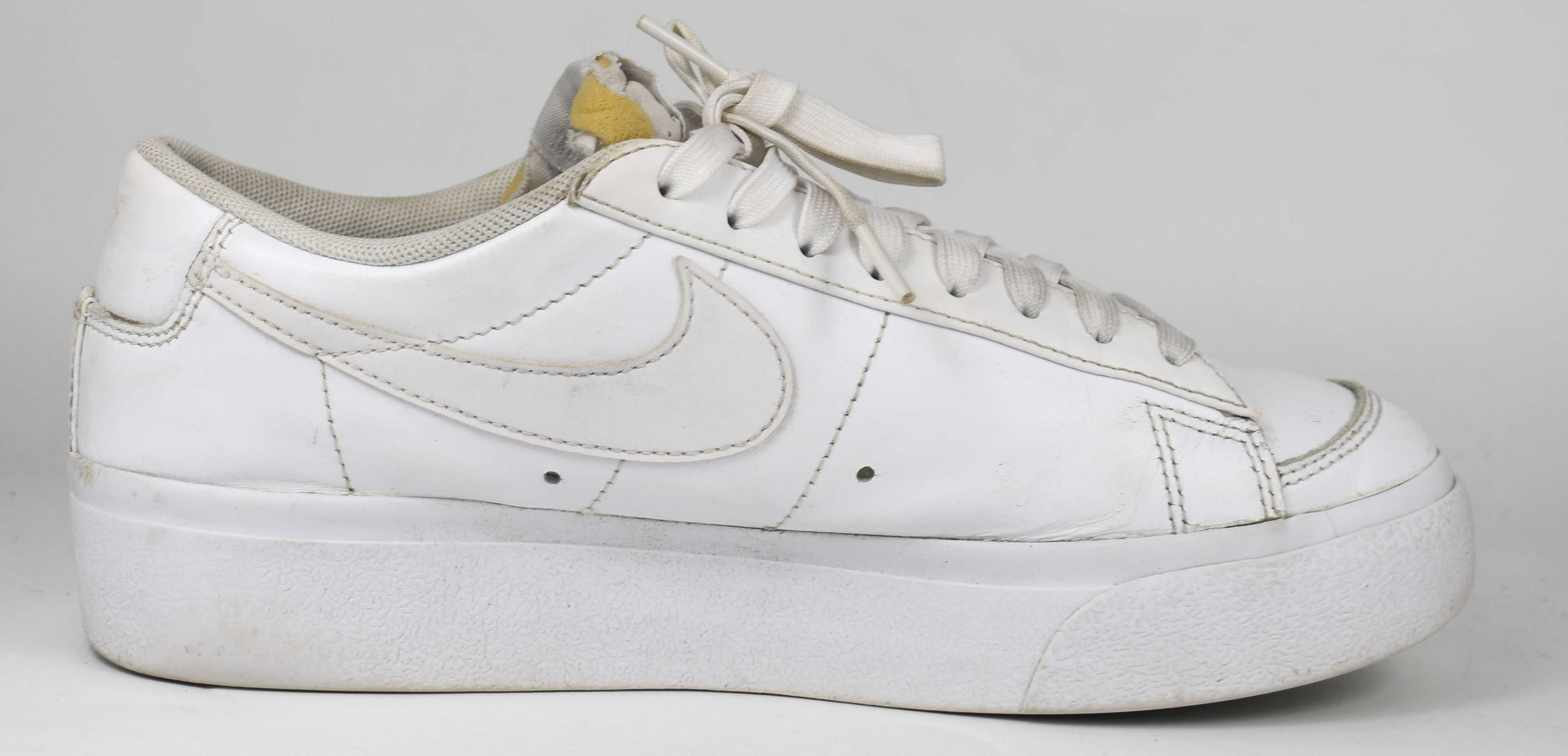 Używane Nike Sneakersy Blazer Low Platform DJ0292 r. 39