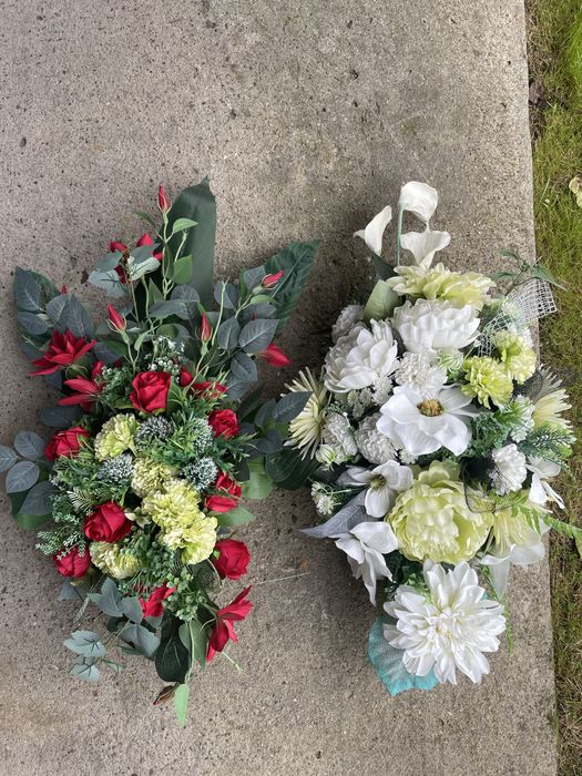 wiązanki cmentarne sztuczne kwiaty