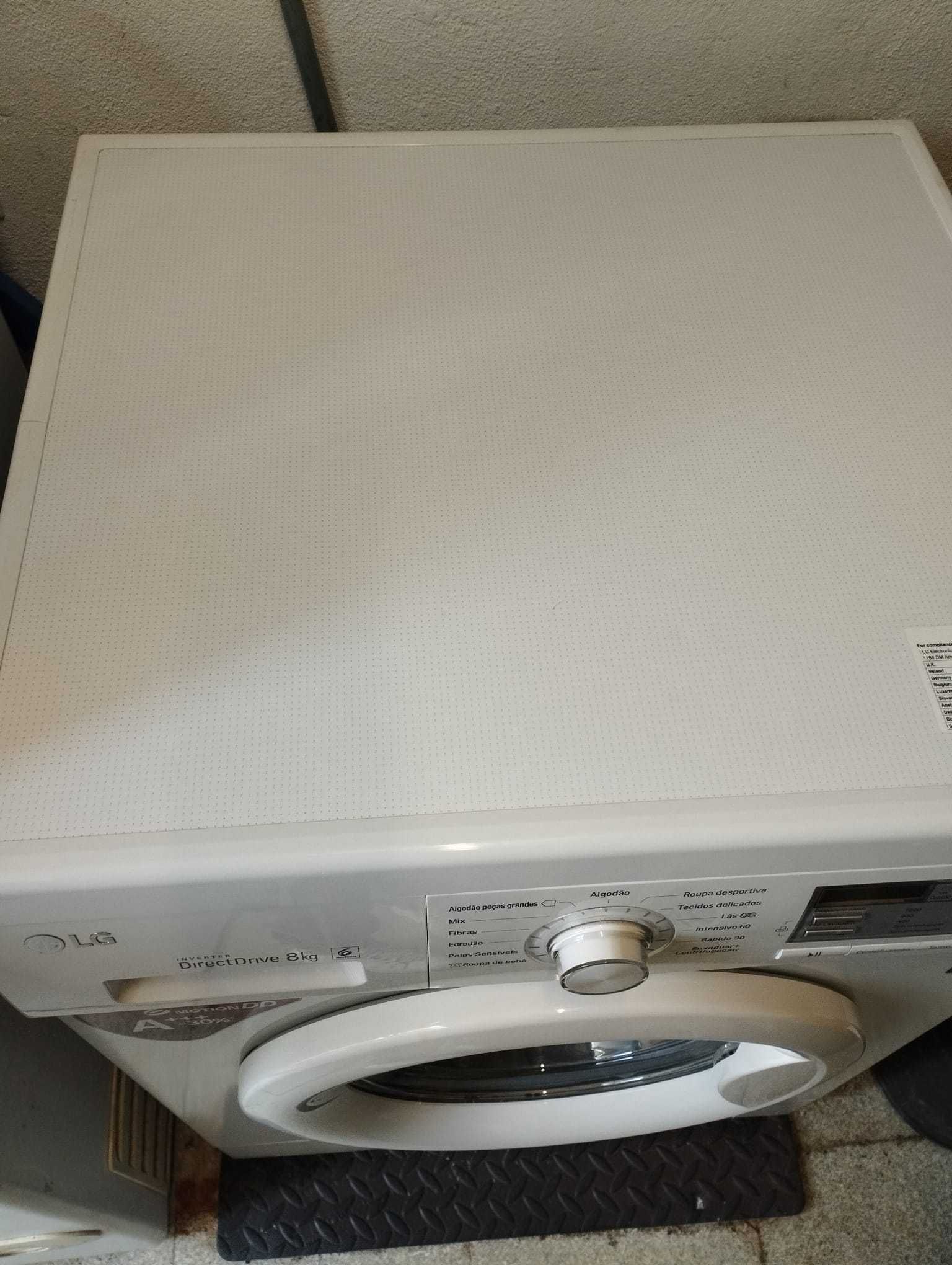 Máquina Lavar Roupa LG 8kg A+++ 6 Motion DD
