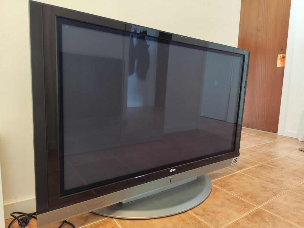 TV LG 60" polegadas
