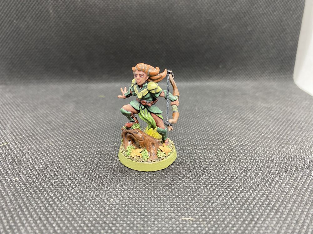 Leśny elf, figurka rpg druk 3d, podstawka 25mm, pomalowana