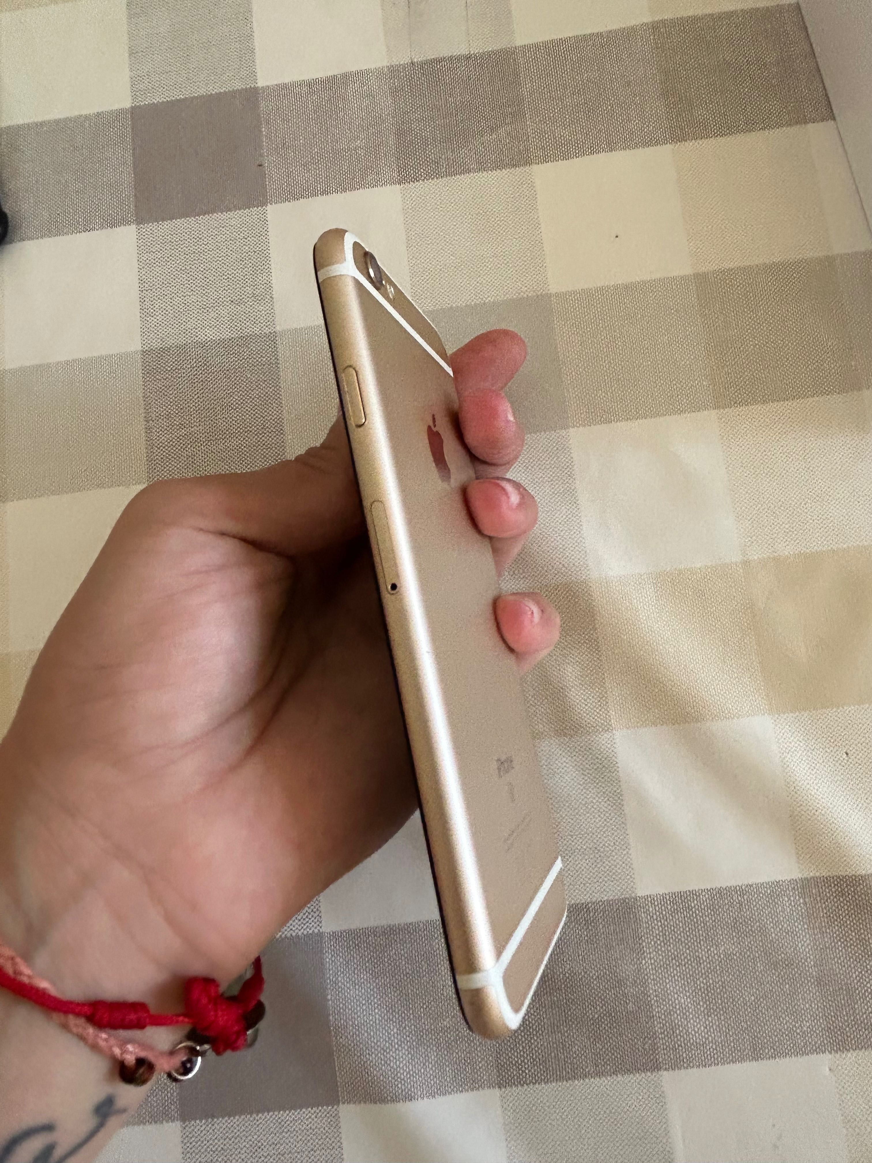 iphone 6s com vidro partido