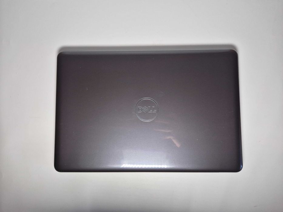 Dell 5567 15,6' FHD i7-7500, Ram 16Gb, SSD 256+500Gb, AMD R7 M440 4 Gb