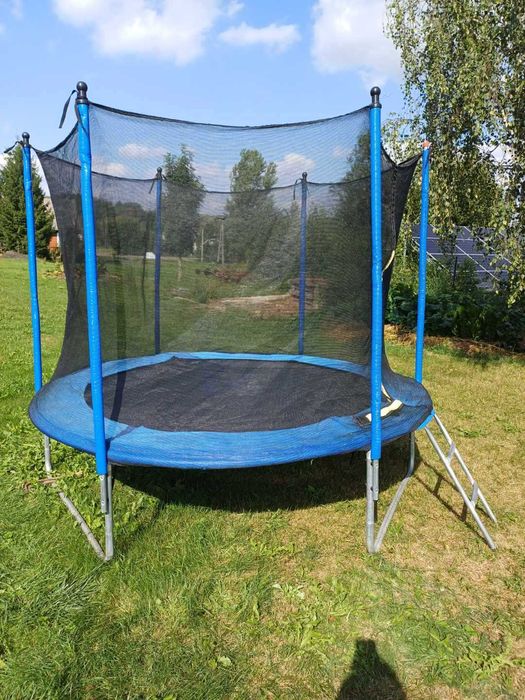Trampolina ogrodowa