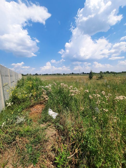 Участок в Обуховке возле озера