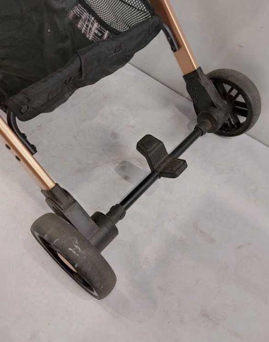 MoMi Wózek spacerówka ESTELLE czarny