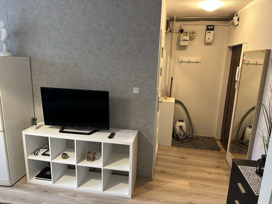 Przytulna kawalerka z balkonem