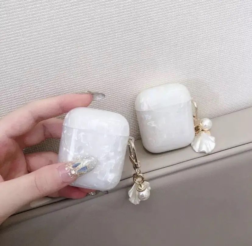 Чехол для Apple AirPods 2