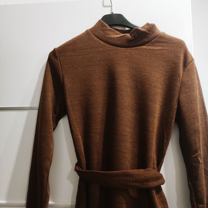 Sukienka sweterkowa S/M