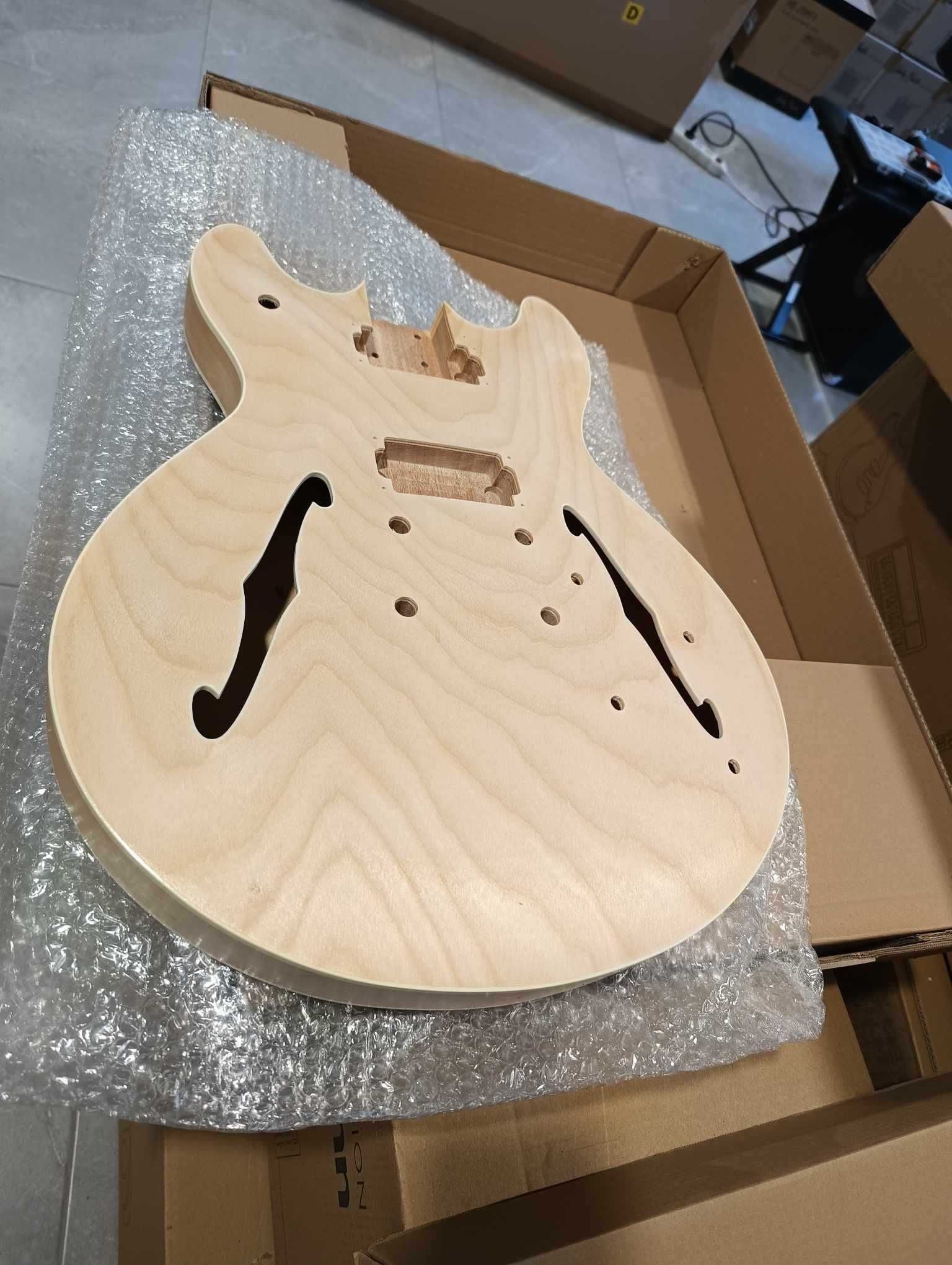 Gitara do składania Harley Benton KIT DIY-w stylu Gibson ES-335