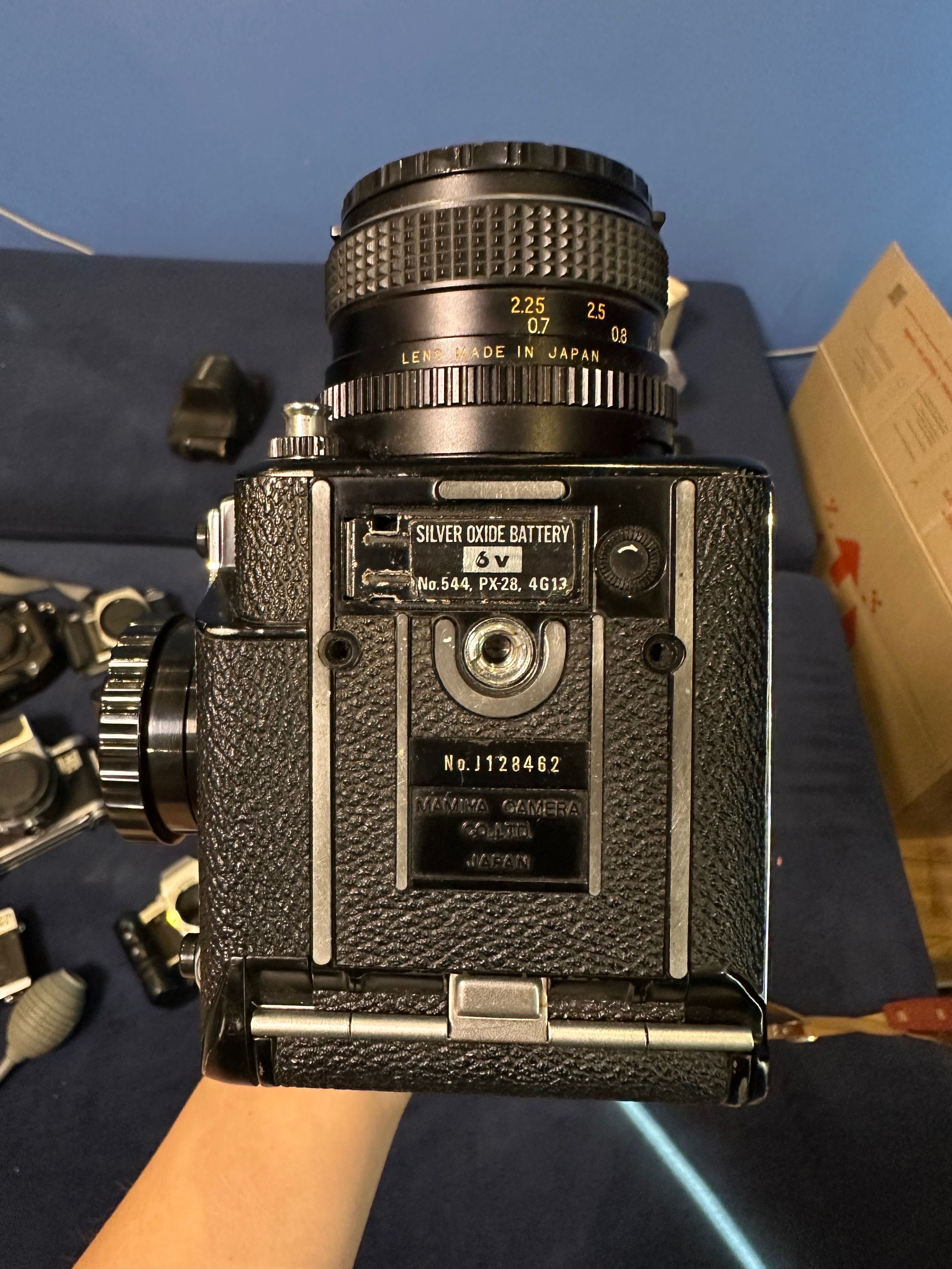 Фотоаппарат Mamiya 645 з объективом