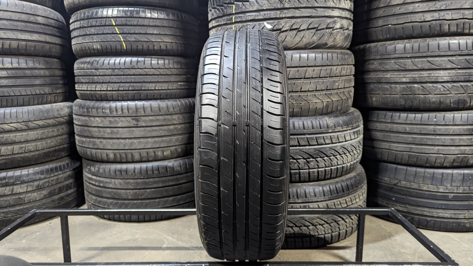 Шина 205/60 R 16 Falken Ziex. Одне колесо. Розпаровка.