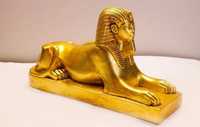Estátua dourada da Esfinge do Egipto