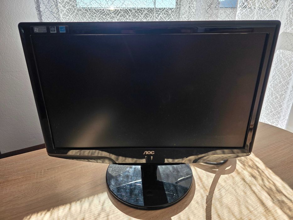 100% sprawny monitor LCD AOC 931Sn TFT185W80PS 18,5'' 1366 x 768 VGA