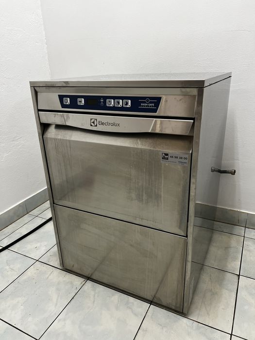Zmywarko wyparzarka gastronomiczna podblatowa ELECTROLUX EUCAIDD