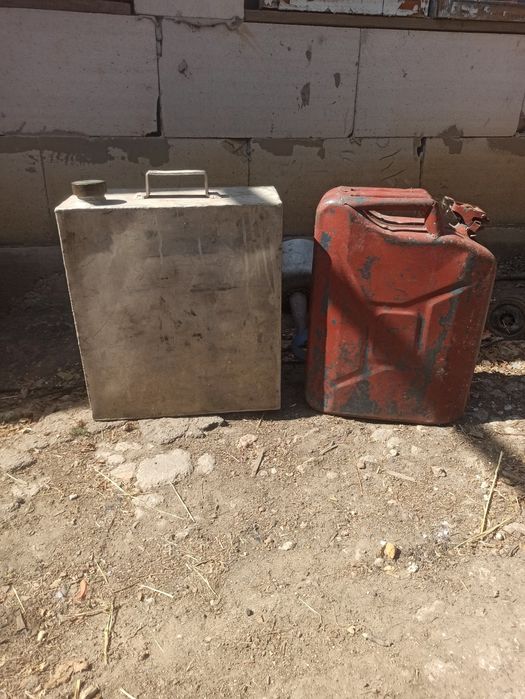 Каністра аллюміній та металева