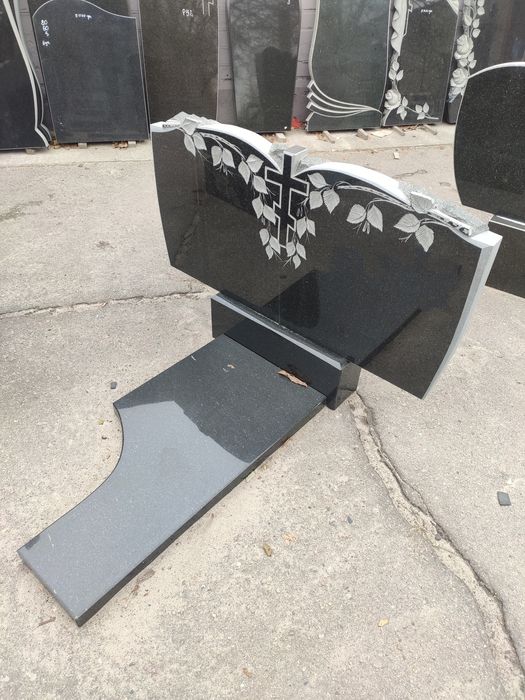 Продажа памятников со скидкой