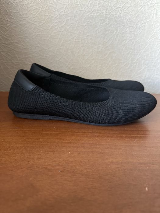 Продам балетки нові