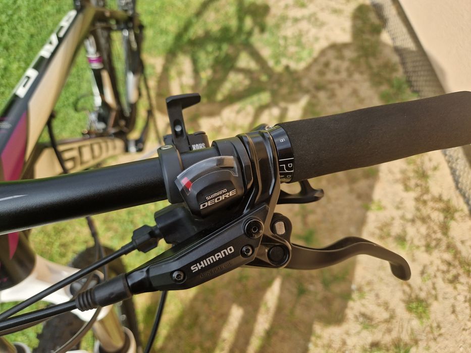 Rower Scott Scale Contessa 710 Rock Shox XC30 Shimano Deore XT 27,5