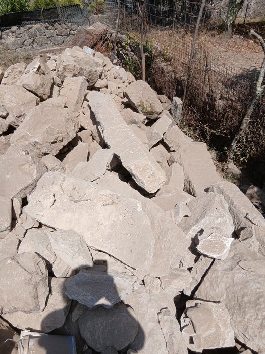 Pedra com mais de 100 anos