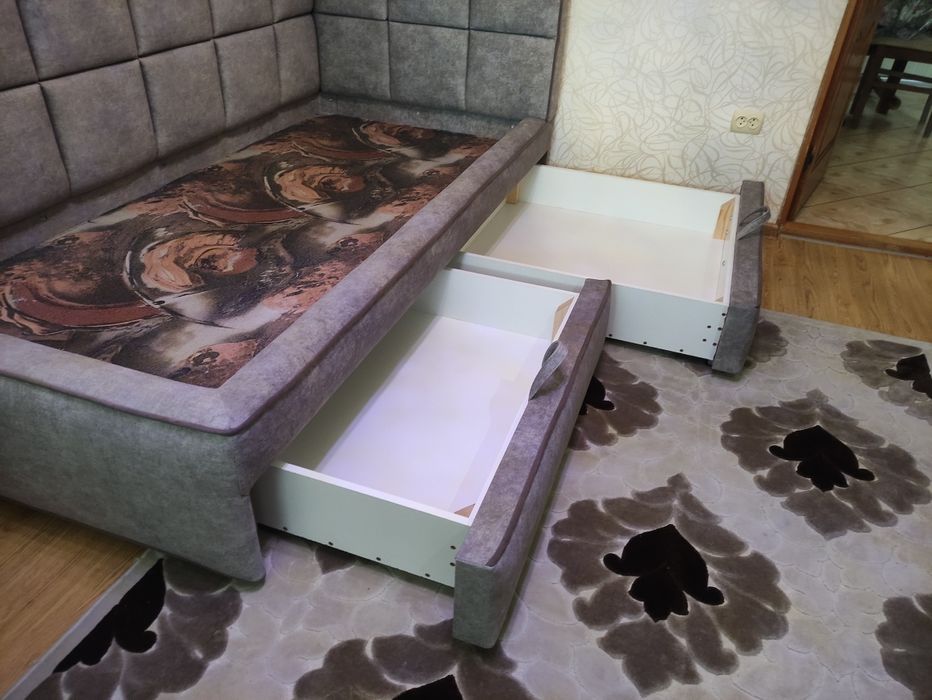 Ліжка на замовлення: Індивідуальний стиль та комфорт