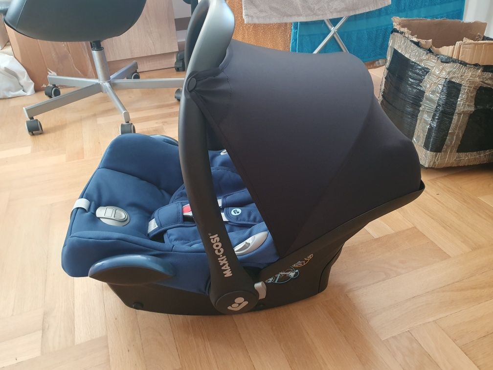 Maxi cosi Cabriofix z bazą isofix - Niebieski - Gwarancja