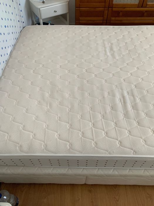 Colchão casal ótimo estado