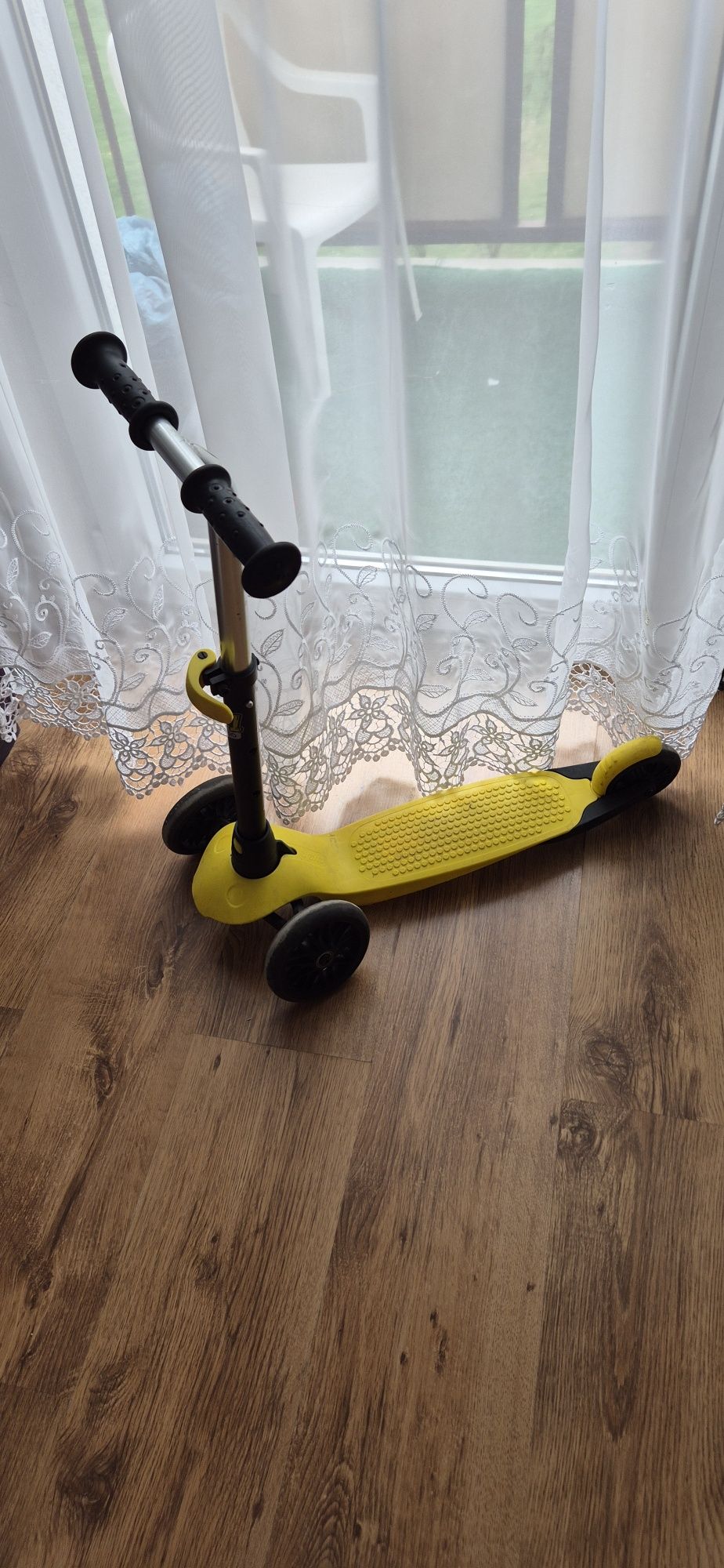 Hulajnoga trzykołowa Oxelo B1
