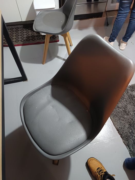 Mesa de cozinha e 3 cadeiras